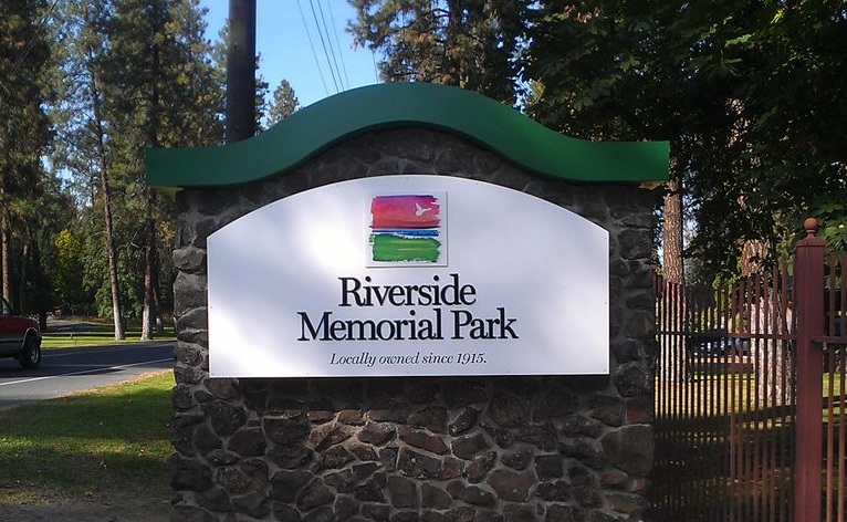 Riverside Memorial Park